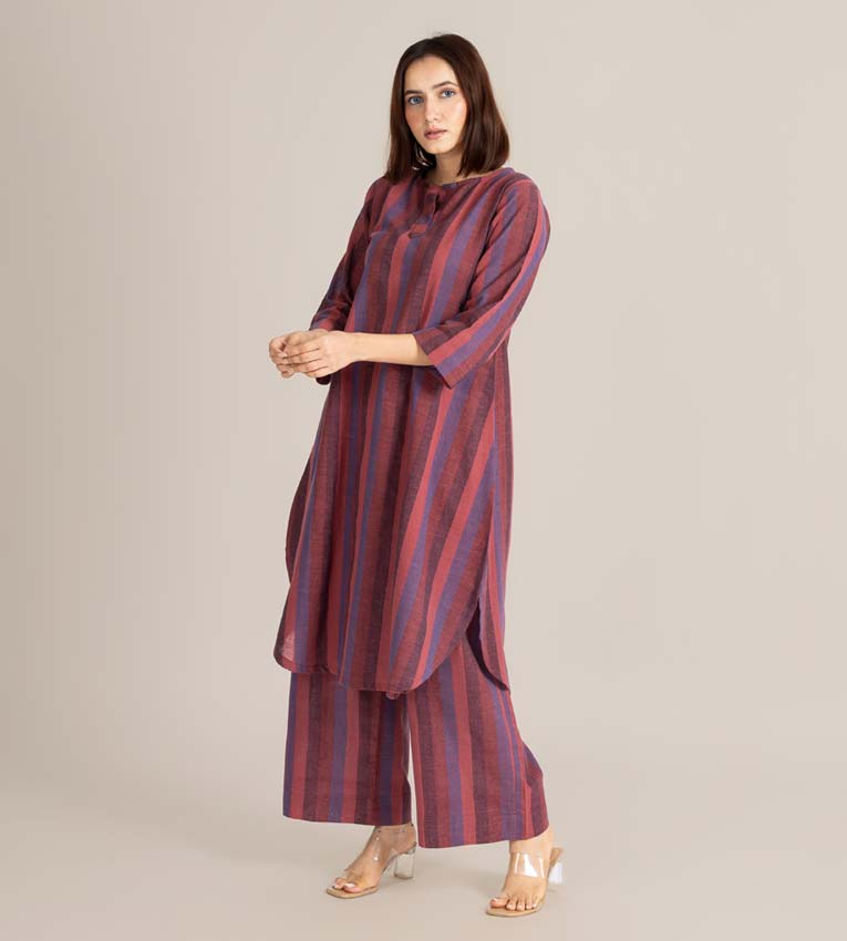 Handwoven Line