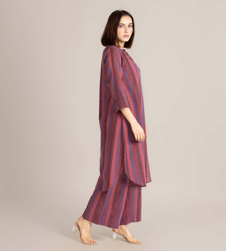 Handwoven Line
