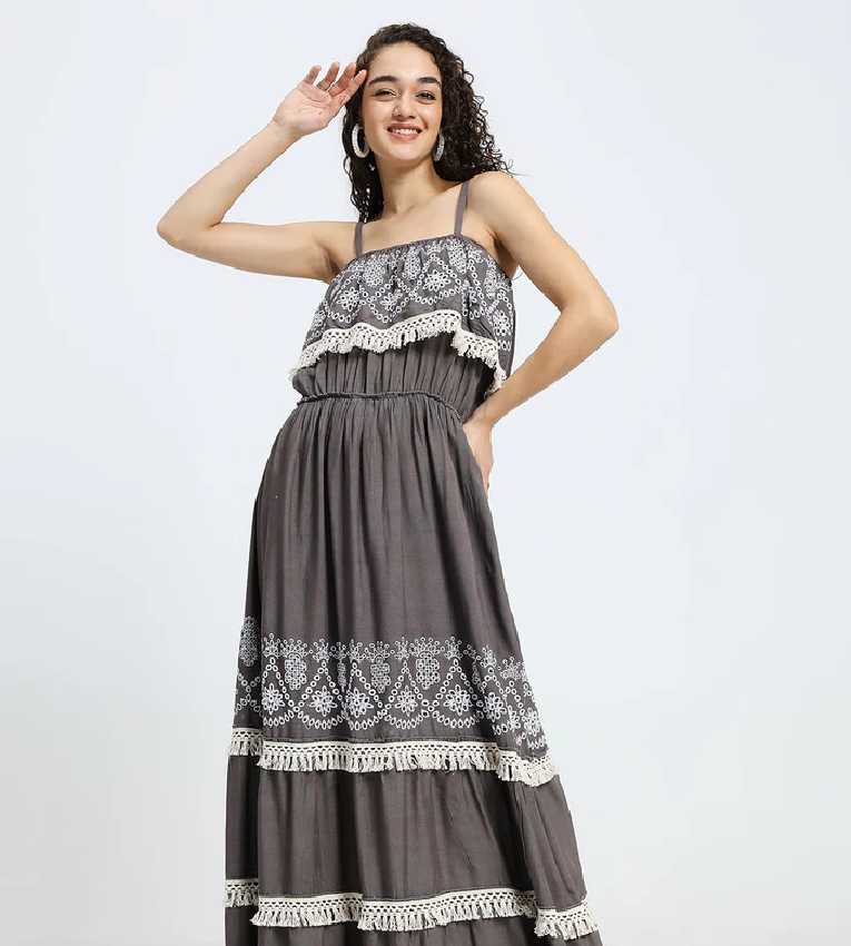 Schiffli Work sleeveless