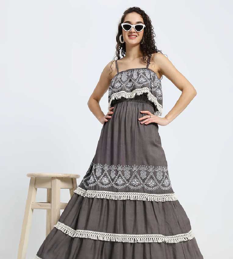 Schiffli Work sleeveless