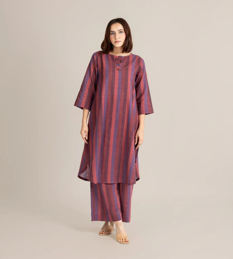 Handwoven Line